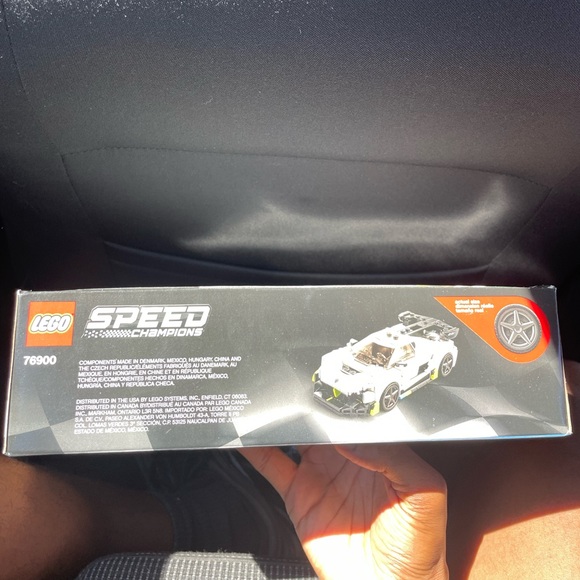 LEGO Speed Champion Koenigsegg - Picture 3 of 3